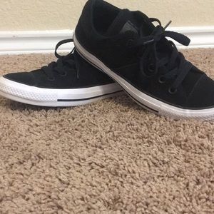 Never worn before mat velvet converse